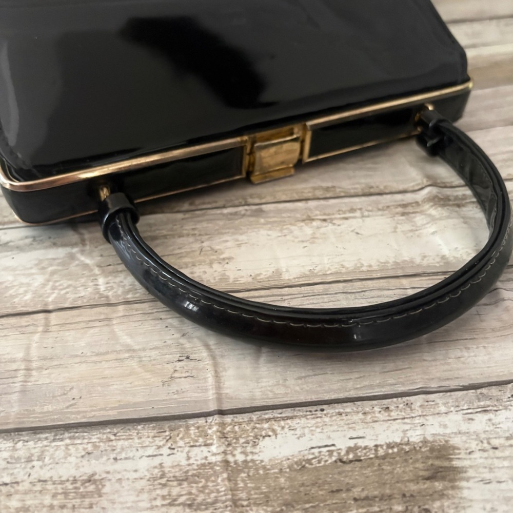 VTG 60s Top Handle Purse Bag Glossy Black Vinyl Framed Kelly Style Retro Classy - Picture 7 of 11
